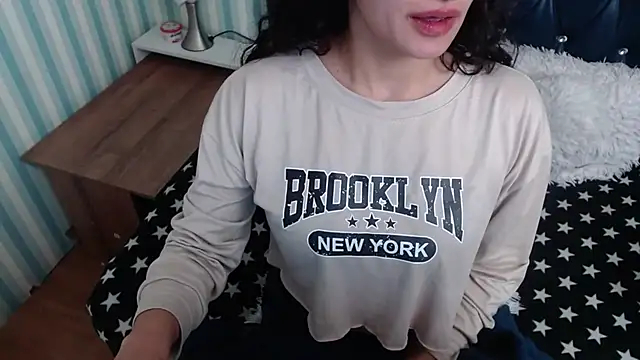 Scarlett Keaton online show from 15, 11, 2025