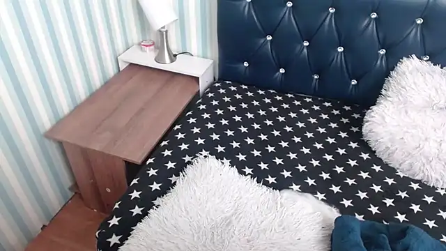 Scarlett Keaton online show from 7, 11, 2025