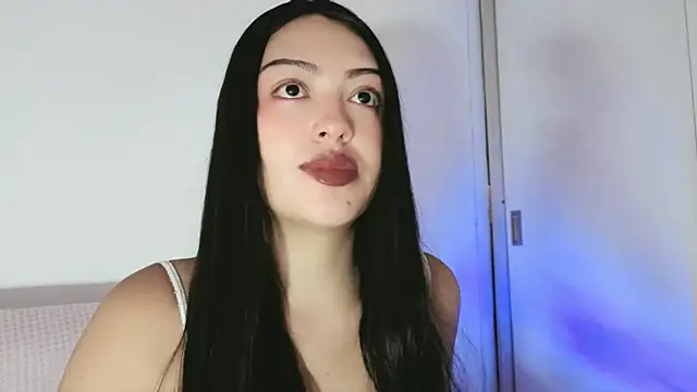 Snapshot of Sweet-Sophiee chatting on 18, 7, 2026 Sweet-Sophiee online show from 18, 7, 2026