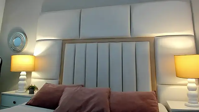 AmbarSantany online show from 15, 11, 2025