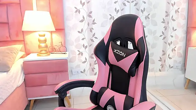 AmbarSantany online show from 8, 2, 2026