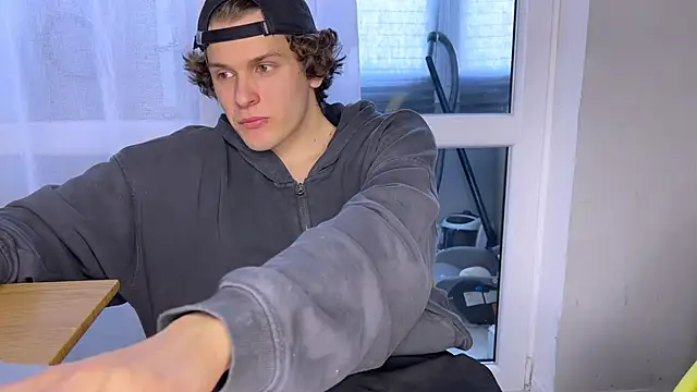 alyx garden online show from 13, 4, 2026