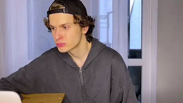 alyx garden online show from 7, 4, 2026