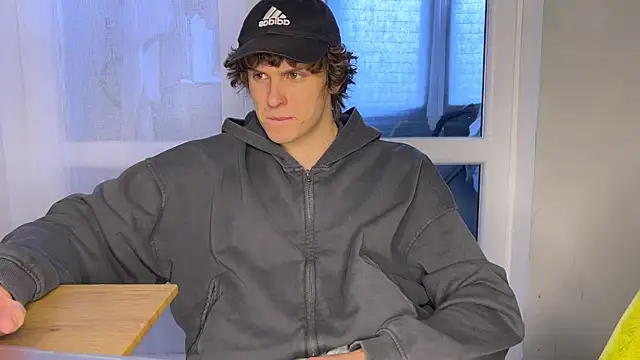 alyx garden online show from 23, 4, 2026