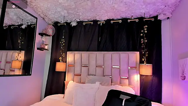 Nathan Smith  online show from 10, 10, 2025