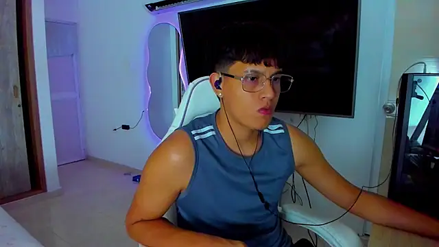 kittyandrick online show from 8, 11, 2025