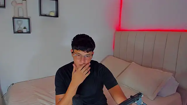 kittyandrick online show from 5, 4, 2026