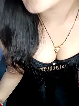 Snapshot of Sweetyi chatting on 12, 5, 2026 Sweetyi online show from 12, 5, 2026