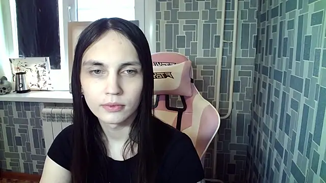 Snapshot of BlackHe4rts_ chatting on 29, 9, 2025 BlackHe4rts online show from 29, 9, 2025