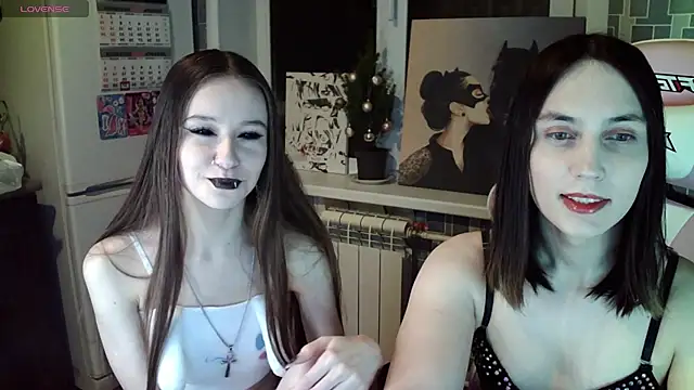 Snapshot of BlackHe4rts_ chatting on 27, 12, 2024 BlackHe4rts online show from 27, 12, 2024