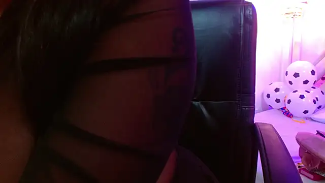 Snapshot of violletha chatting on 20, 6, 2026 violletha online show from 20, 6, 2026
