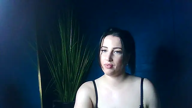 LuLuLover89 online show from 19, 1, 2025