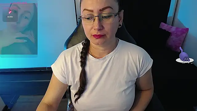 Snapshot of milly_sanchez chatting on 13, 10, 2025 milly sanchez online show from 13, 10, 2025