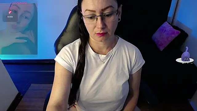 Snapshot of milly_sanchez chatting on 21, 11, 2025 milly sanchez online show from 21, 11, 2025