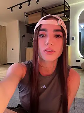 Snapshot of carolynnetrujillo chatting on 2, 10, 2025 carolynnetrujillo online show from 2, 10, 2025