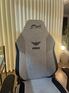 carolynnetrujillo online show from 20, 4, 2026