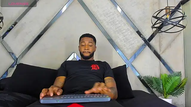 Drake Nassir4 online show from 16, 10, 2025