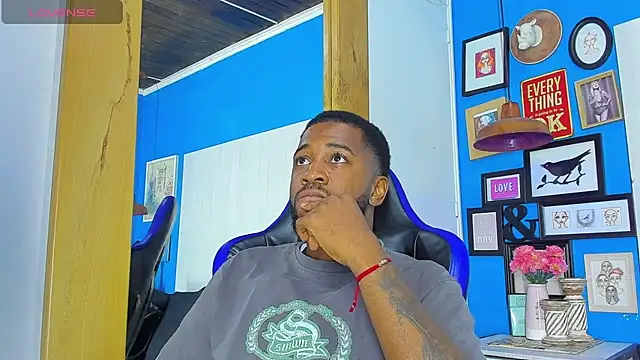 Drake Nassir4 online show from 8, 10, 2025