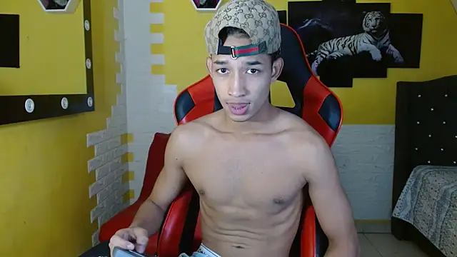 jose sexycumm online show from 10, 10, 2025