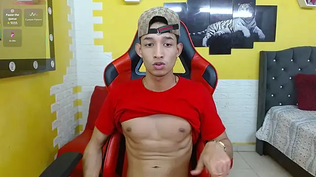 jose sexycumm online show from 5, 12, 2025