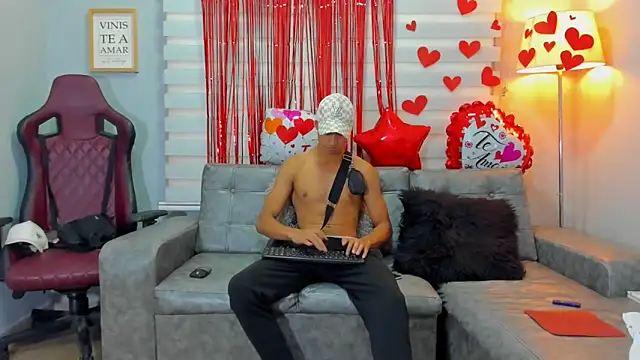 jose sexycumm online show from 13, 2, 2025