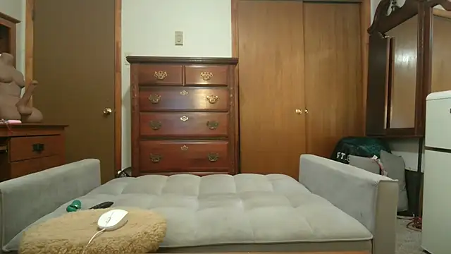 Organza1 online show from 5, 11, 2025