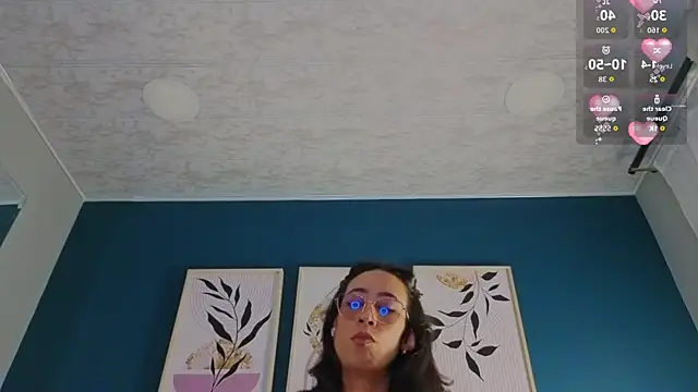 Snapshot of GabyPetit chatting on 16, 10, 2025 GabyPetit online show from 16, 10, 2025