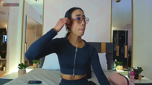 GabyPetit online show from 8, 1, 2026