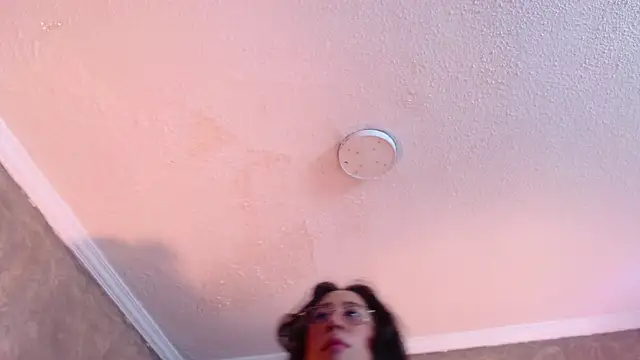 GabyPetit online show from 25, 2, 2025