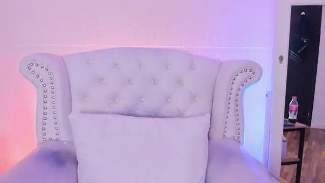 GabyPetit online show from 25, 2, 2026