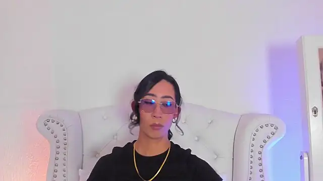 GabyPetit online show from 7, 4, 2026