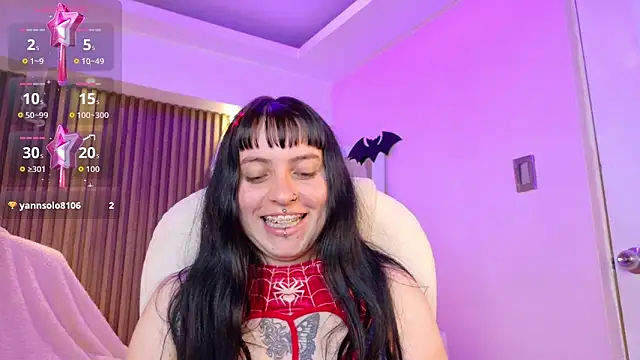 Lucy Smith2 online show from 31, 10, 2025