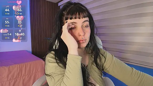 Lucy Smith2 online show from 7, 10, 2025