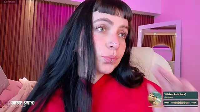 Lucy Smith2 online show from 22, 11, 2025