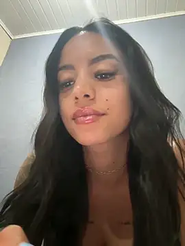 Snapshot of Elamesmamorena chatting on 22, 4, 2026 Elamesmamorena online show from 22, 4, 2026