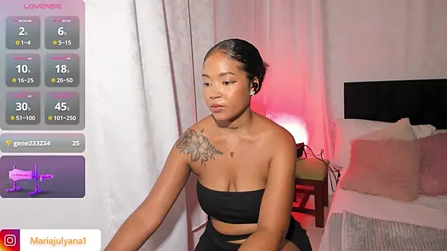 Snapshot of Maria_juliana chatting on 2, 11, 2025 Maria juliana online show from 2, 11, 2025