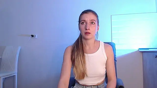 Snapshot of Eva_Hailey_ chatting on 1, 7, 2026 Eva Hailey online show from 1, 7, 2026