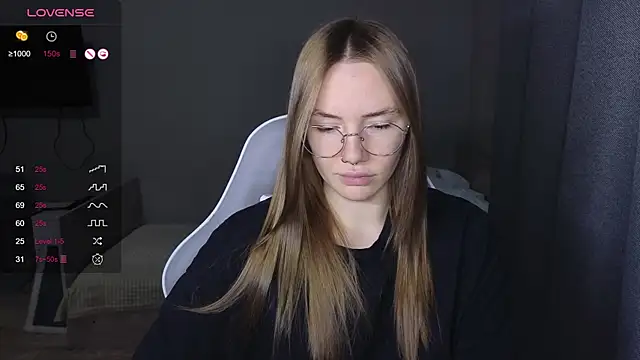 littlevildevil online show from 17, 12, 2025