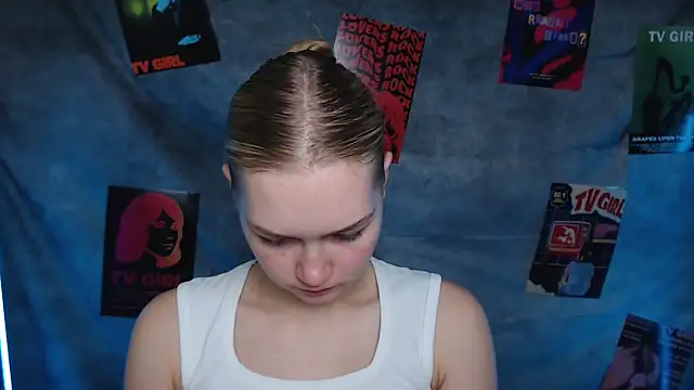 MademoiselleCl online show from 13, 11, 2025