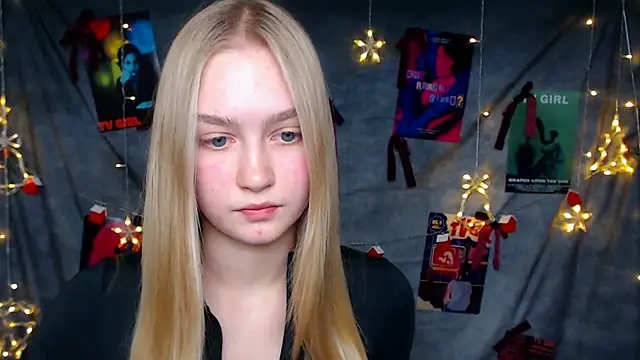 MademoiselleCl online show from 13, 12, 2025