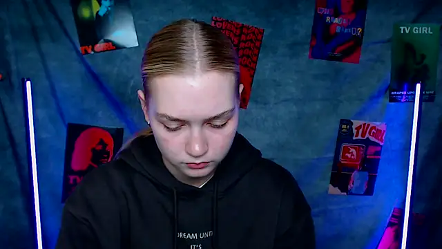 MademoiselleCl online show from 16, 10, 2025