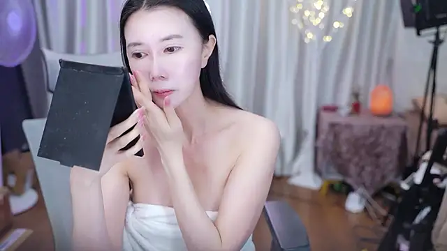 nono babyy online show from 14, 1, 2026