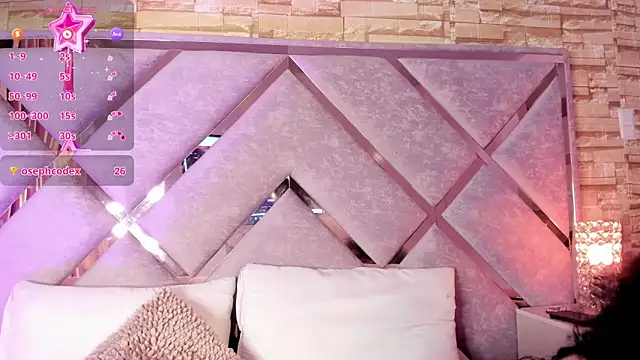  lanna jhonson  online show from 26, 11, 2025