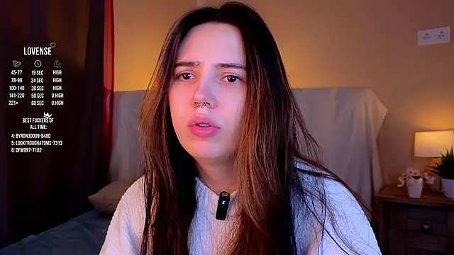 Snapshot of GillianDowdey chatting on 12, 10, 2025 GillianDowdey online show from 12, 10, 2025