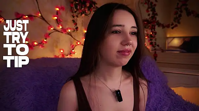 GillianDowdey online show from 2, 12, 2025