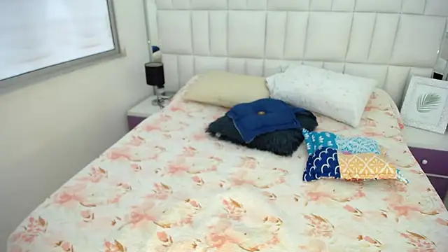 anna alvarez online show from 23, 2, 2026