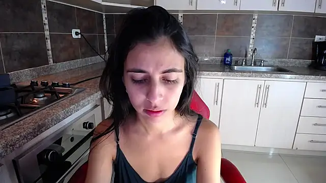 anna alvarez online show from 19, 12, 2025