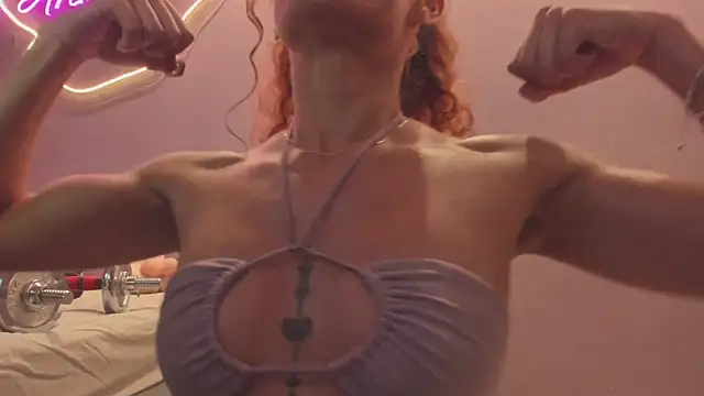 Ninna monroe  online show from 17, 2, 2025