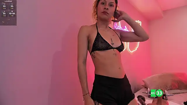 Ninna monroe  online show from 16, 10, 2025