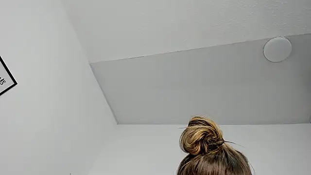 Lizz Luna online show from 21, 10, 2025